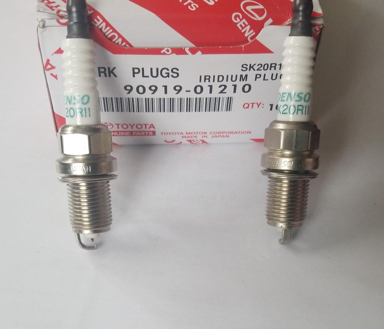 SK20R11 Denso spark plugs 4pcs