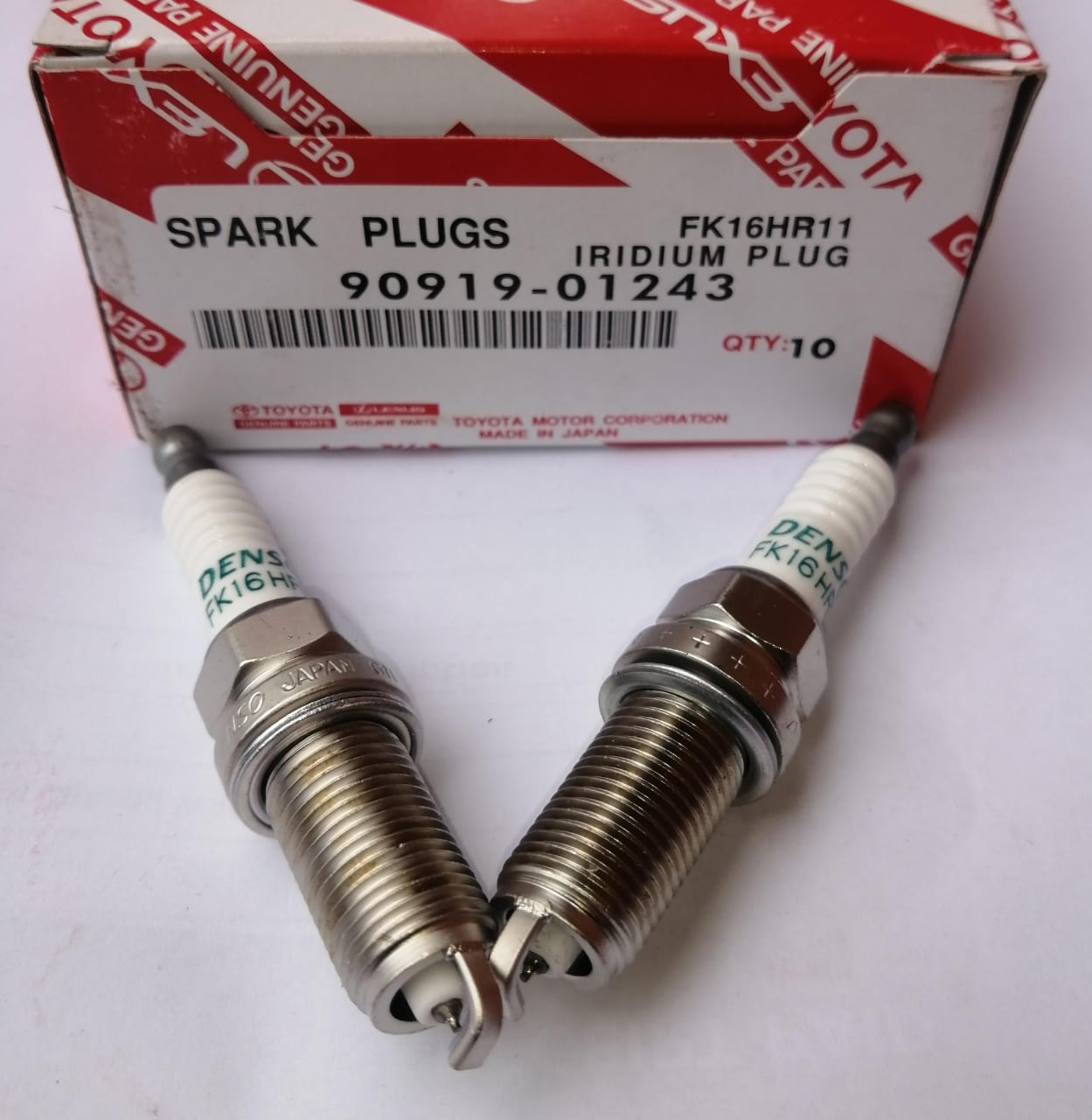 FK16HR11 Denso spark plugs