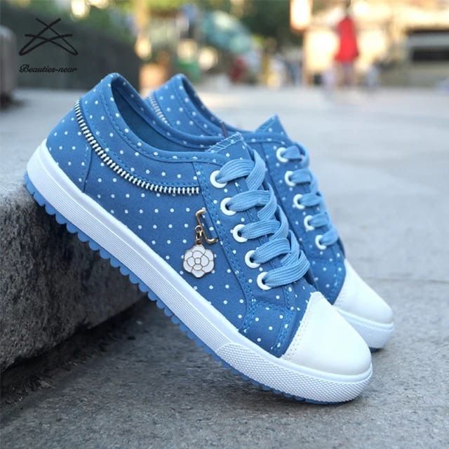 New fashion design Girls/Ladies Shoes canvas shoes  SIZE 36-43.Stylish and Chic.