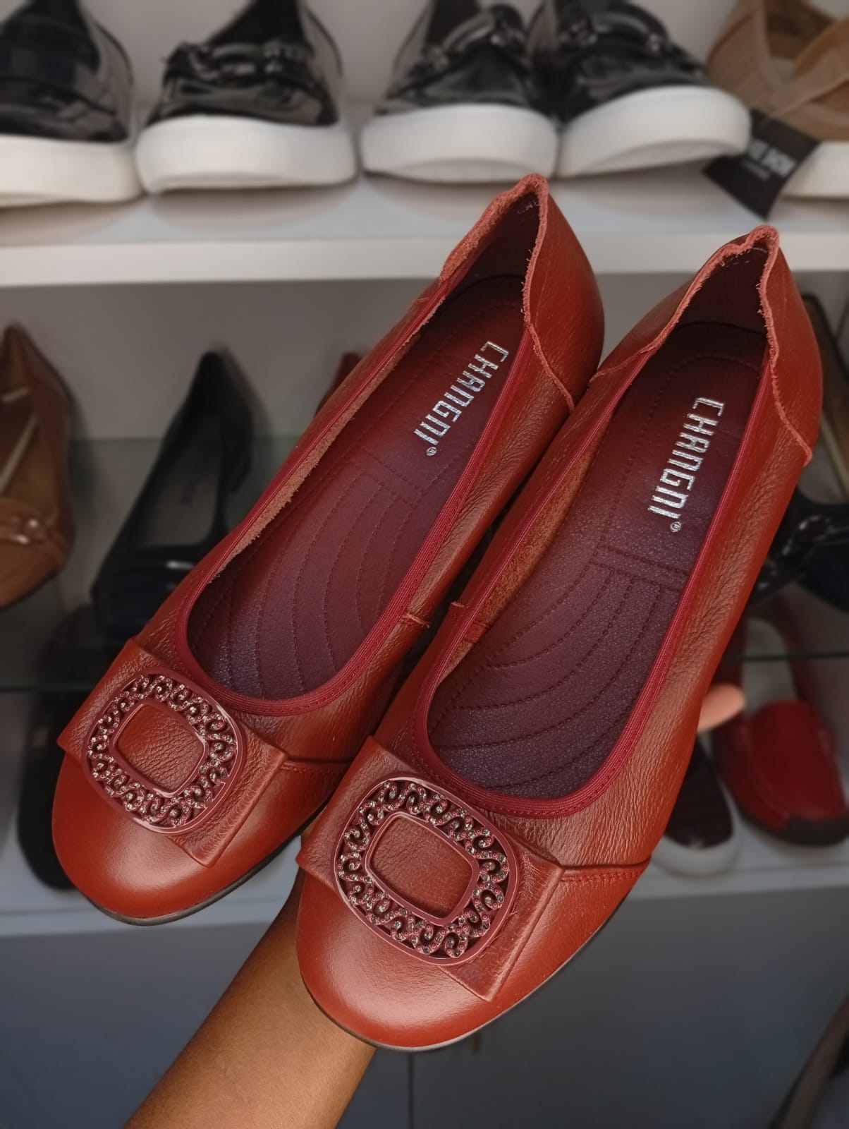 BIG SIZE LADIES FLATS/DOLL shoes ,simple flats lightweight easy to clean for a everday look soft breathable design for comfort durable soles .