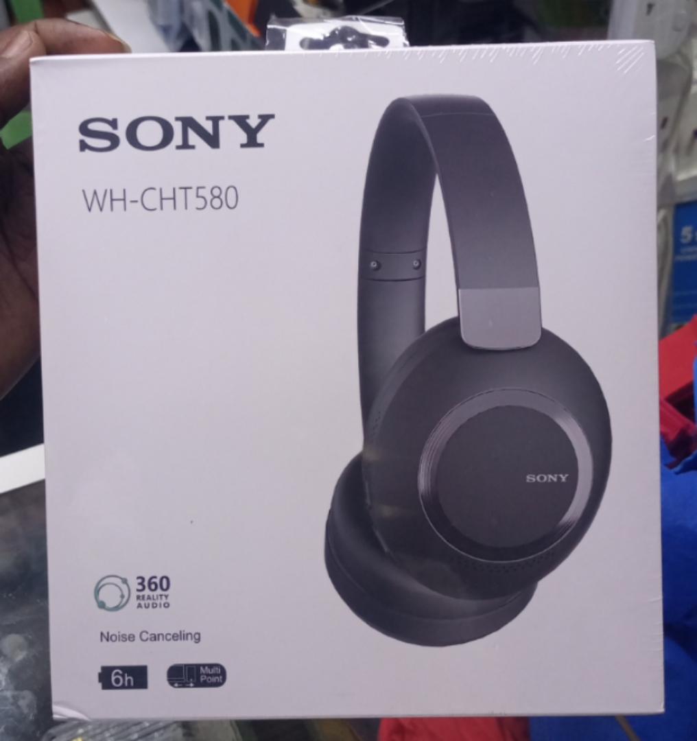 Sony WH CHT 580 wireless headphones -Noise canceling