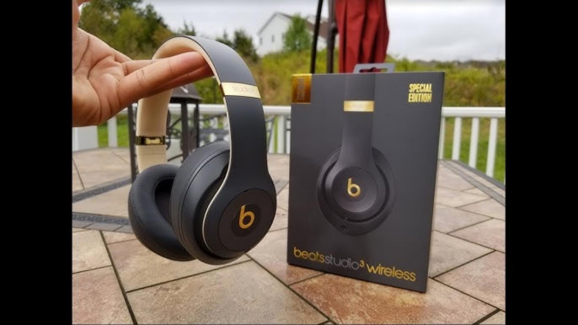 Beats studio 3 wireless headphones -Noise canceling