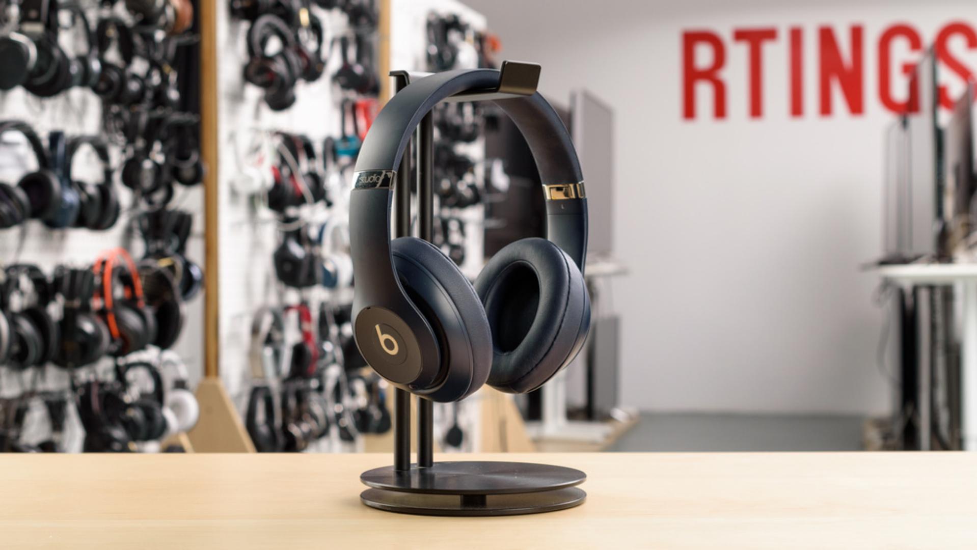 Beats studio 3 wireless headphones -Noise canceling