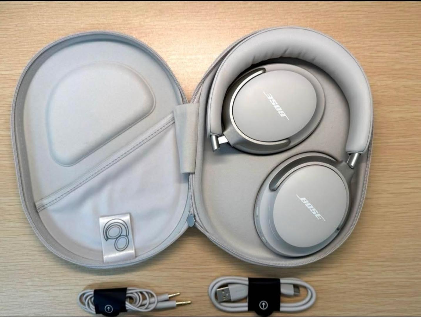 Bose wireless headphones -Noise canceling