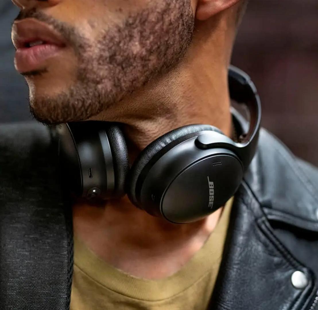 Bose Quite comfort wireless headphones -Noise canceling