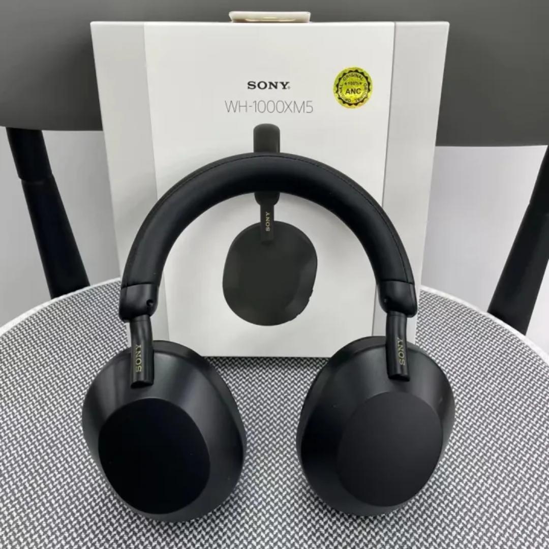 Sony WH 1000 mx 5 wireless headphones -Noise canceling