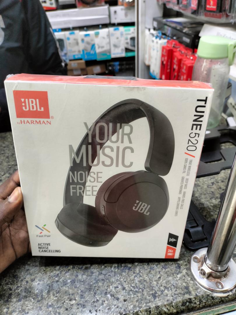 Jbl tune 520 wireless headphones -Noise canceling