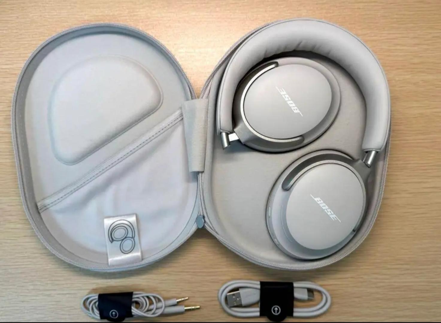 Bose Quite comfort wireless headphones -Noise canceling