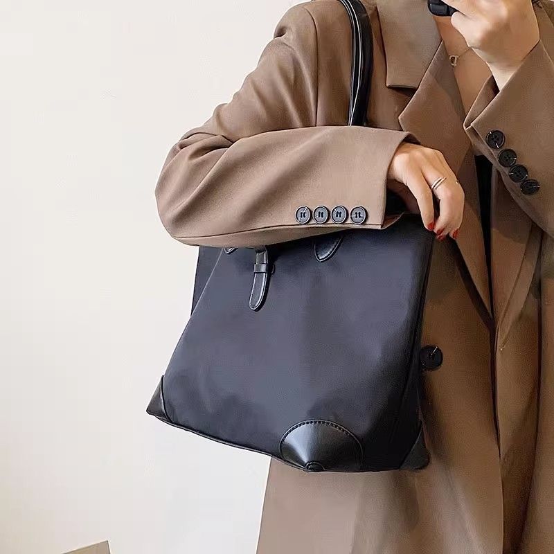Large Capacity Leisure bag New Stylish Shoulder bags Handbag Crossbody Bag for Outdoor Bags Travel Bags Fashionable Light Weight Bags Tote Bags