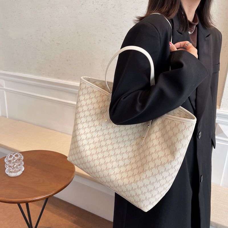 Large Bag New Trendy Light Luxury Women's Bag Shoulder Bag Handbag Large Capacity Commuter Versatile Handheld Tote bag Sales PU Bags Gifts