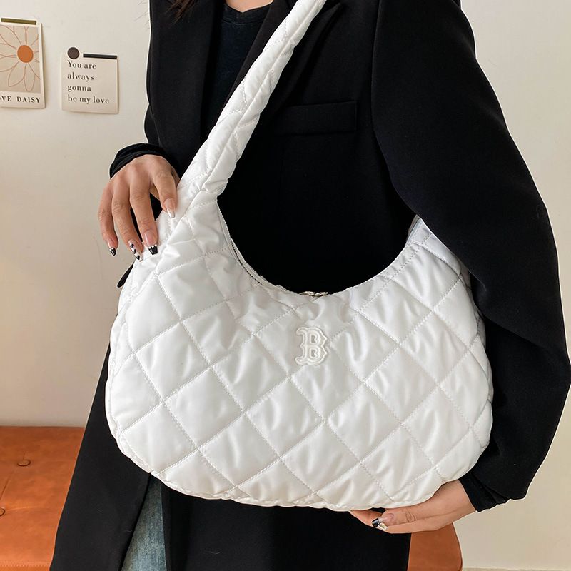 New Trendy Casural Student Big Bag Fashion Crossbody Bag Female Handbag  Men's and Women's Simple and Elegant Shoulder Bag Sales Trendy Nylon Light Weight Bag Travel Bag Gifts Large Capacity