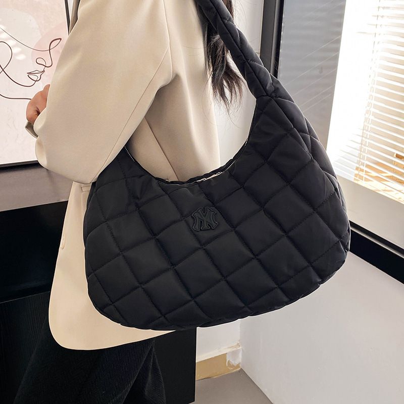 New Trendy Casural Student Big Bag Fashion Crossbody Bag Female Handbag  Men's and Women's Simple and Elegant Shoulder Bag Sales Trendy Nylon Light Weight Bag Travel Bag Gifts Large Capacity