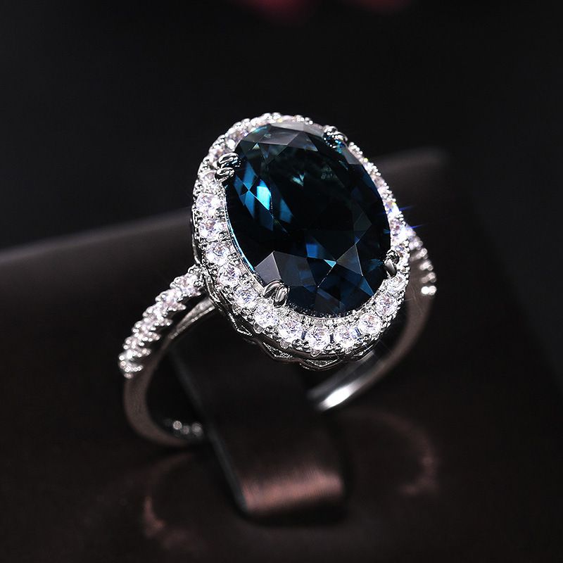 New Elegant Women's Egg Shaped Peacock Blue Zircon Ring Anniversary Celebration Big Diamond Ring for Women Gift Sales
