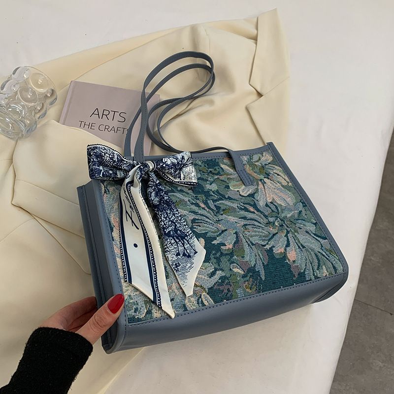 Premium Large Capacity Women's Bag Trendy Fashion Versatile Ins-style Shoulder Bag Underarm Bag French Commuter Tote Bag Handbag Shoulder Bag