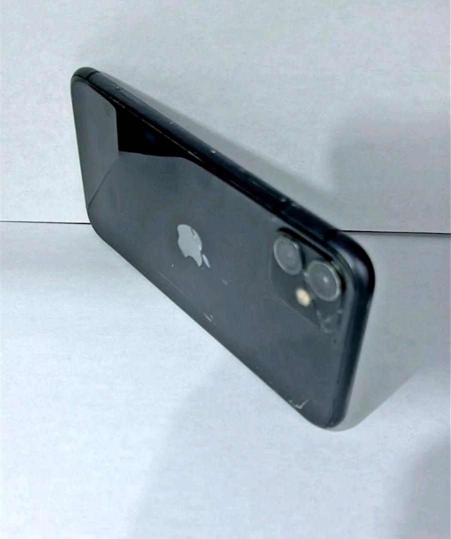 refurbished Iphone 11 64GB (read description