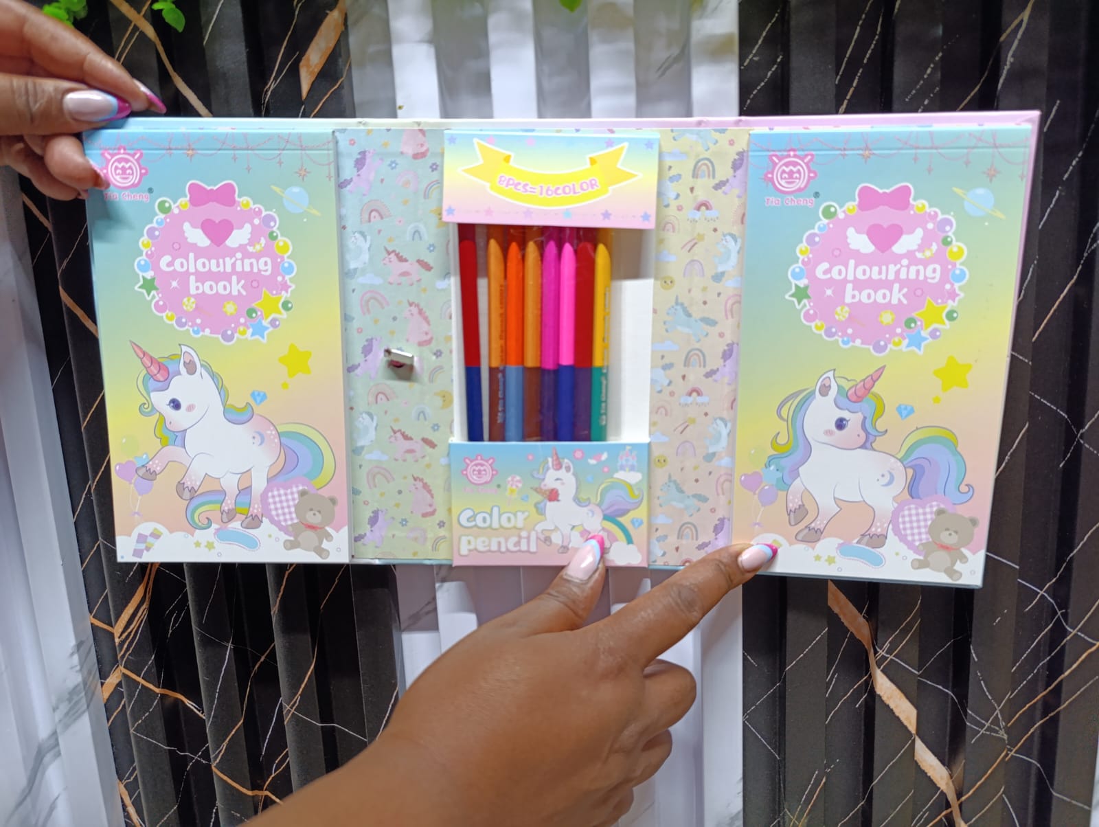 COLOURING BOOKS. Kids colouring books with 60 sheets filled with creative colouring designs and 8 two- color pencils, Comes with portable organizer art case which is compact and easy to carry