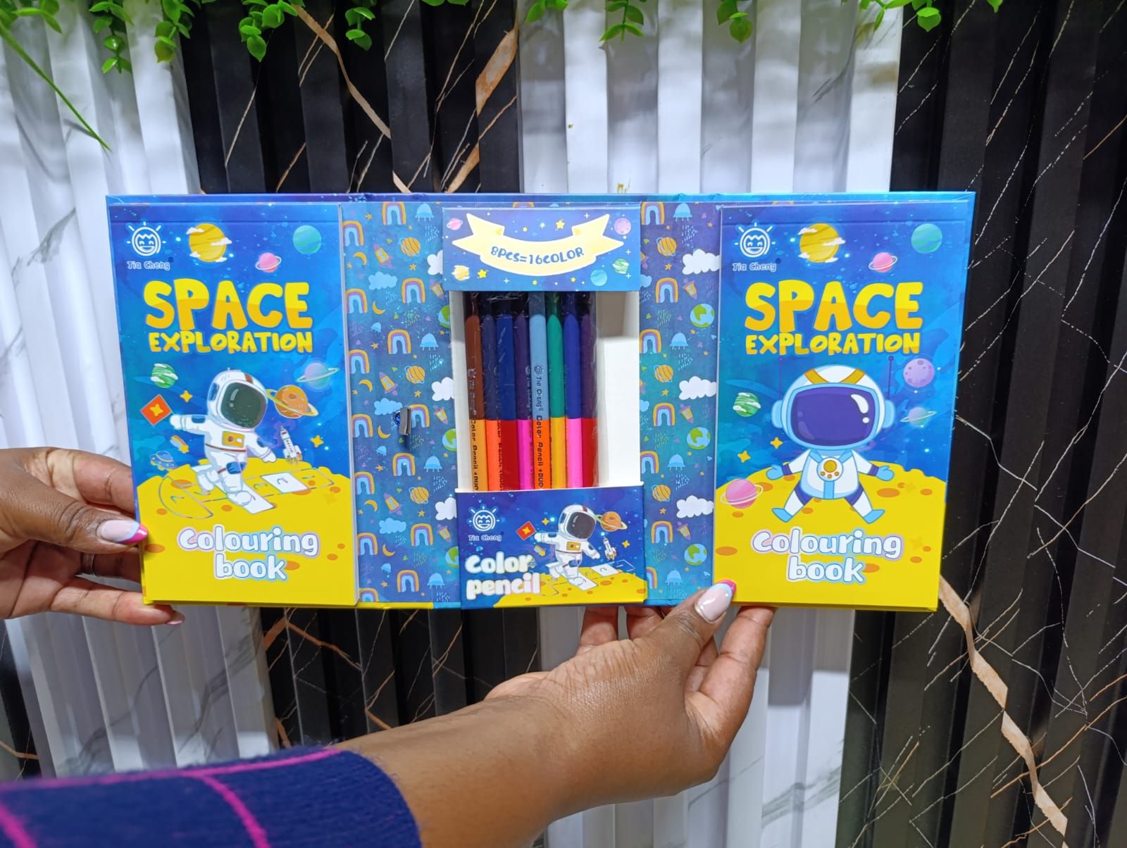 COLOURING BOOKS. Kids colouring books with 60 sheets filled with creative colouring designs and 8 two- color pencils, Comes with portable organizer art case which is compact and easy to carry