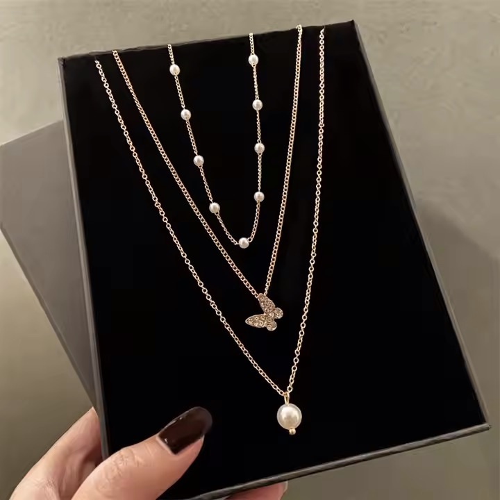 Trendy Multilayer Gold Chain Pearl Charm Necklace Crystal Butterfly Pendant Necklace For Women Girls