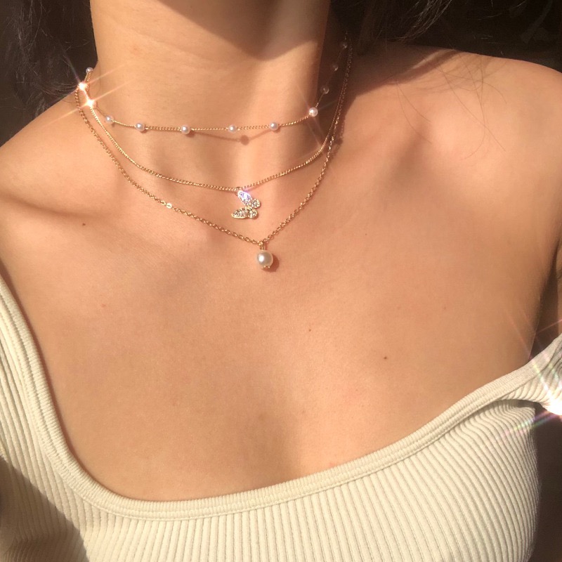 Trendy Multilayer Gold Chain Pearl Charm Necklace Crystal Butterfly Pendant Necklace For Women Girls