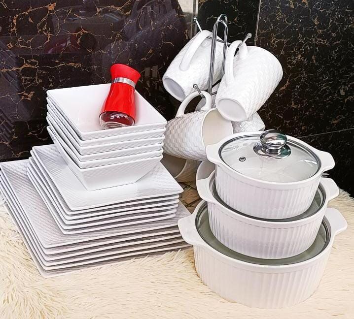 31 pcs square dinner sets /6 plates/6 side plates/6 bowls/6 cups/3 serving bowls /3 lids for the Serving bowls /1 salt shaker