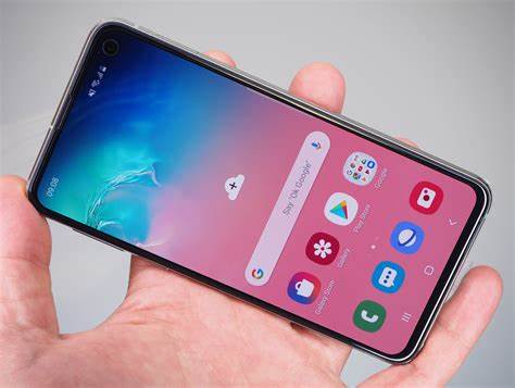 S10e,
128gb+6gb.