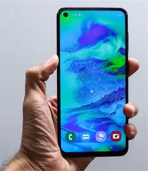 S10e,
128gb+6gb.
