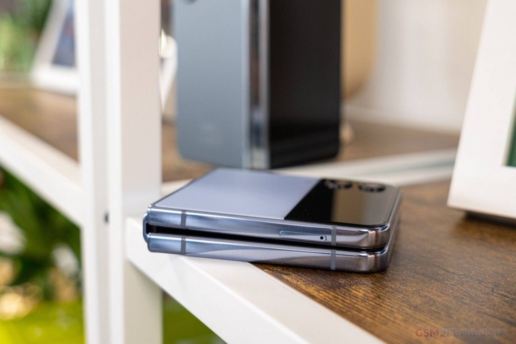 Samsung galaxy Z Flip 4 5G,