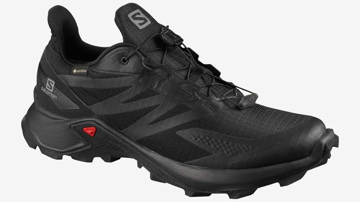 Salomon sneaker sport shoe black