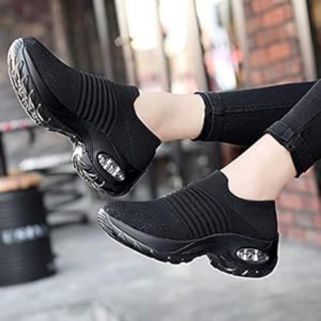 latest ladies Flyknit breathable walking sneaker shoe