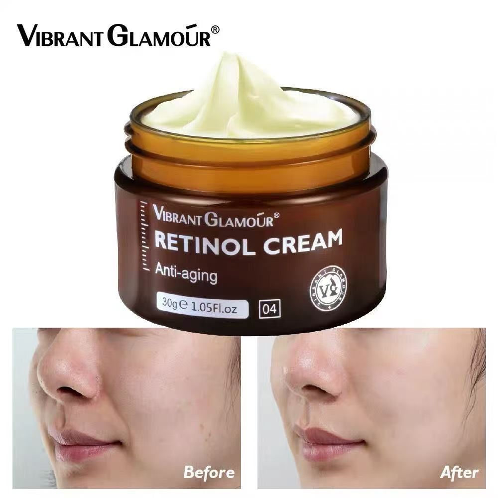 Retinol face cream reduces fine lines  firms and lifts  anti-wrinkle and reduces fine lines moisturizes and brightens skin  facial moisturizing essence cream  excellent skincare product