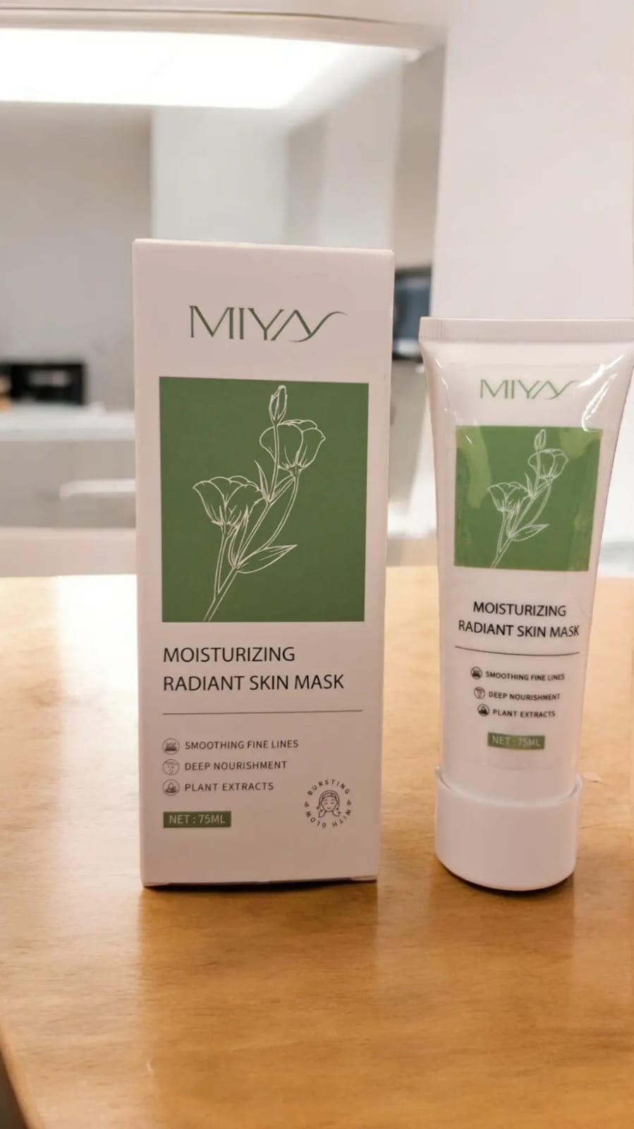 The Miya Radiant Skin Mask is a luxurious skincare treatment designed to brighten, rejuvenate, and revitalize your complexion.