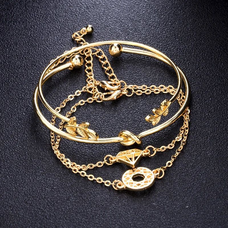 "4-Piece Bohemian Bracelet Set - Stylish Knot, Leaves, and Bead Designs for Women, Adjustable Handmade Accessories Perfect for Casual Wear, Beach, or Boho-Chic Outfits, Great Gift Idea"
"4-Piece Bohem