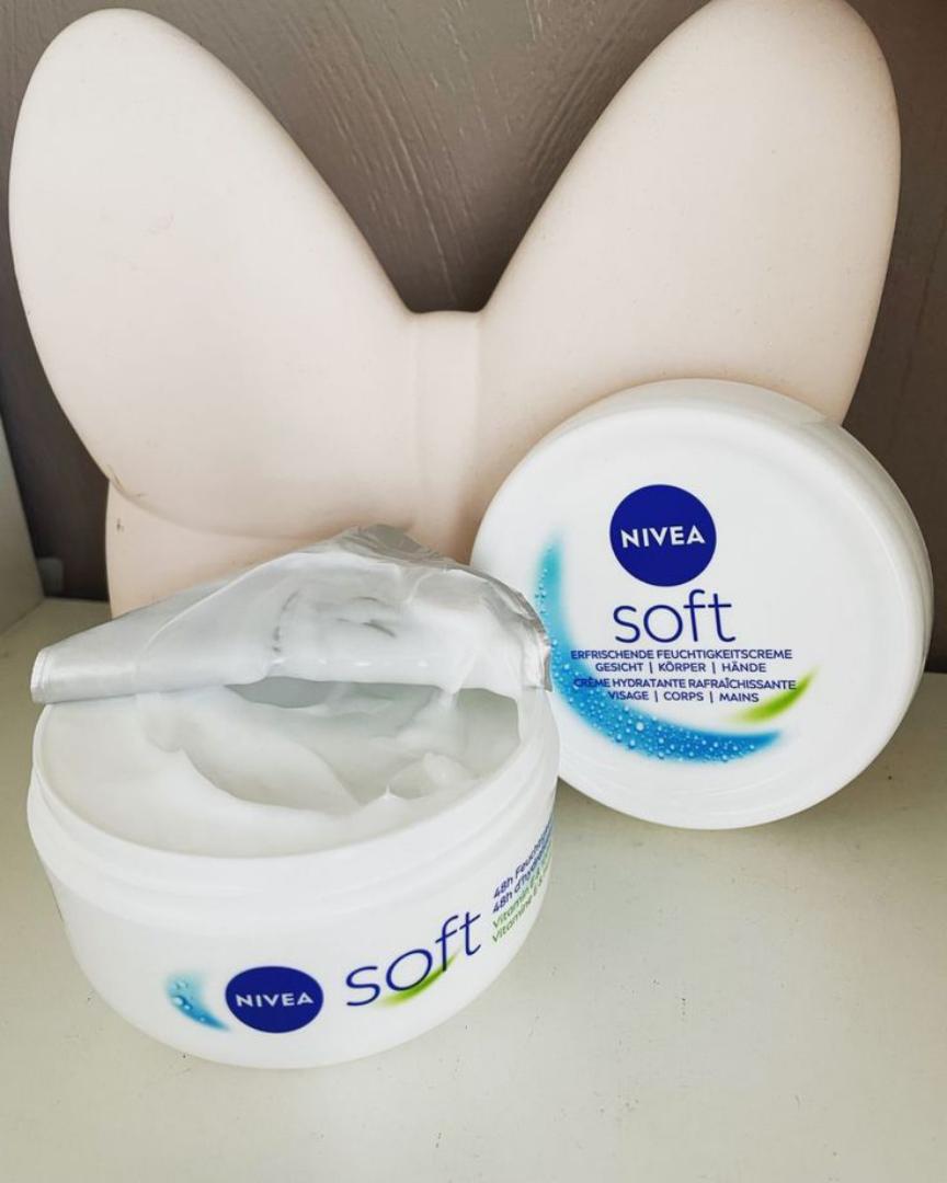 2 In 1 : Soft Moisturizing Creams For Face, Hands & Body With Vitamin E And Jojoba Oil