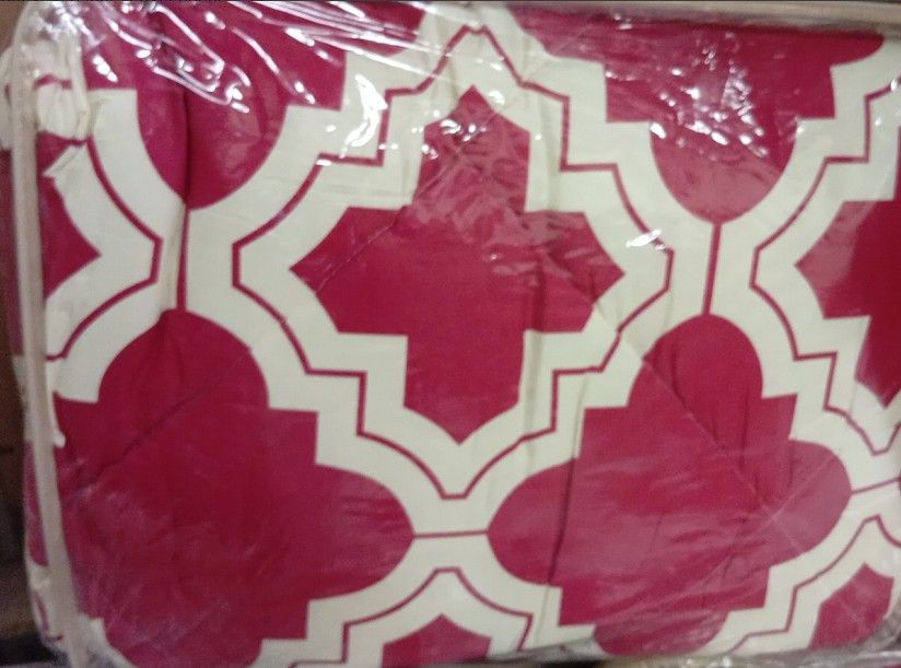 SUNBELT 5*6 2.8KG 4PCS / Set Duvet Set  1PC Duvet +1PC Sheet +2PCS Pillow Cases