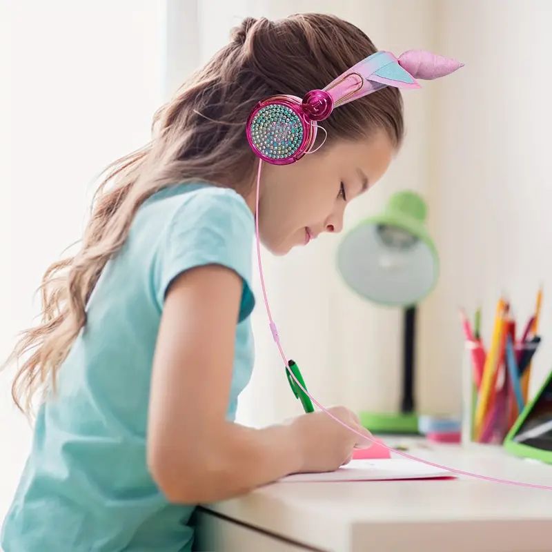 Kids Headphones, Unicorn Headphones Head mounted children's wired earphones For Girls, 3.5mm Jack Over On Ear Girl Headphone With Microphone For School, Birthday, Xmas, Unicorn Gift