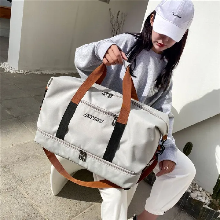 Extra-large capacity, multi-functional travel bag and gym bag with wet and dry separation. It can be used as a yoga shoulder crossbody duffel bag, suitable for both men and women as a casual bag