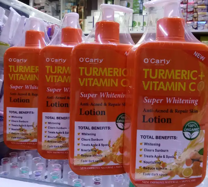 Ocarly Turmeric + Vitamin C Super Whitening Lotion Brightens skin, evens tone, hydrates, reduces dark spots, soothes inflammation, protects against damage, and improves texture