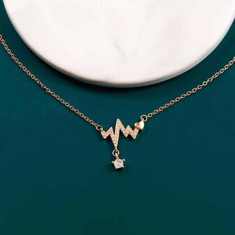 Women's Necklaces Romantic Heartbeat Necklace High-end clavicle chain Sweater Necklace