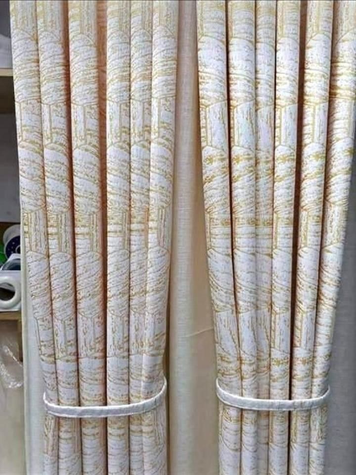 Super Heavy 2pcs curtain (cream with floral patterned design) for window and door with white sheer