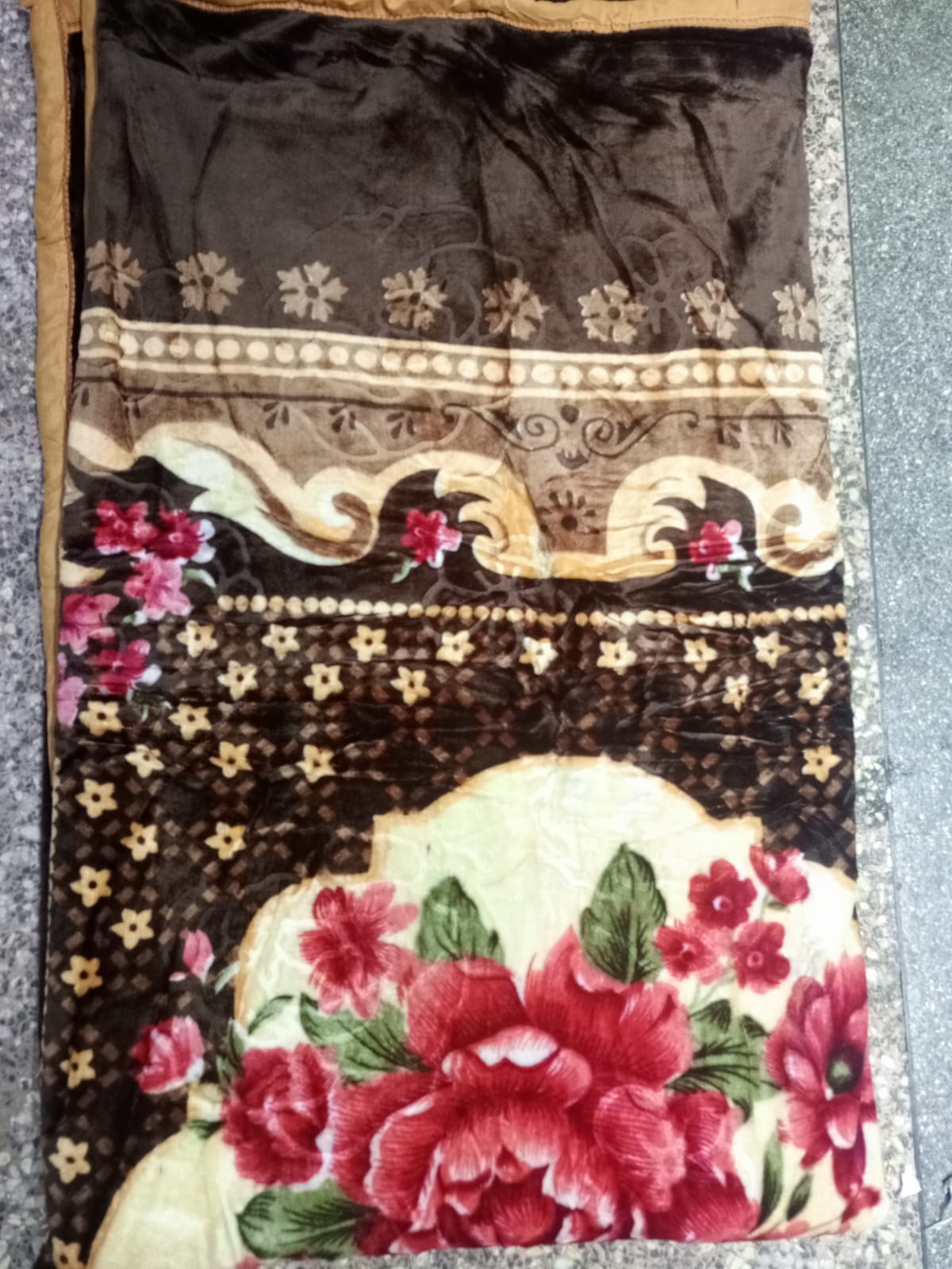 Double Layer Luxury Thick Raschel Blanket Fleece Mink Weighted Blanket For Double Bed Soft Warm Heavy Fluffy Duvet Throw Blankets (Random Color Dispatch)