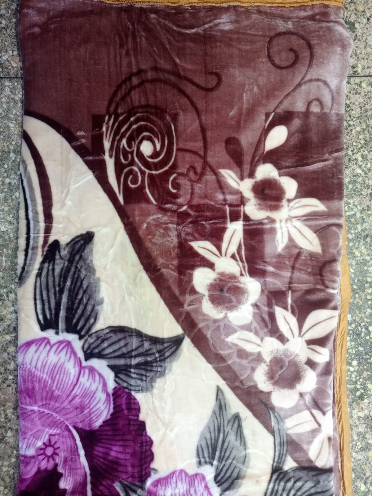 Double Layer Luxury Thick Raschel Blanket Fleece Mink Weighted Blanket For Double Bed Soft Warm Heavy Fluffy Duvet Throw Blankets (Random Color Dispatch)