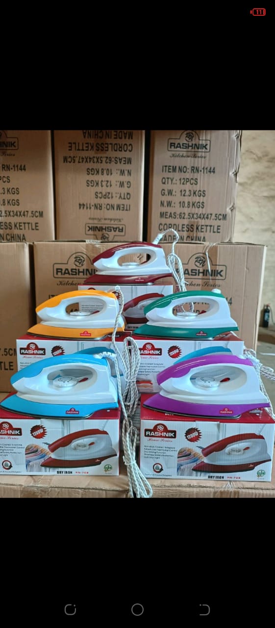 Dry Iron - Non-Stick Coated, iron that comes fitted with the new non-stick CERAMIC COATING soleplate for perfect ironing all kinds of fabric. A smaller iron for the working professional, this steam ir