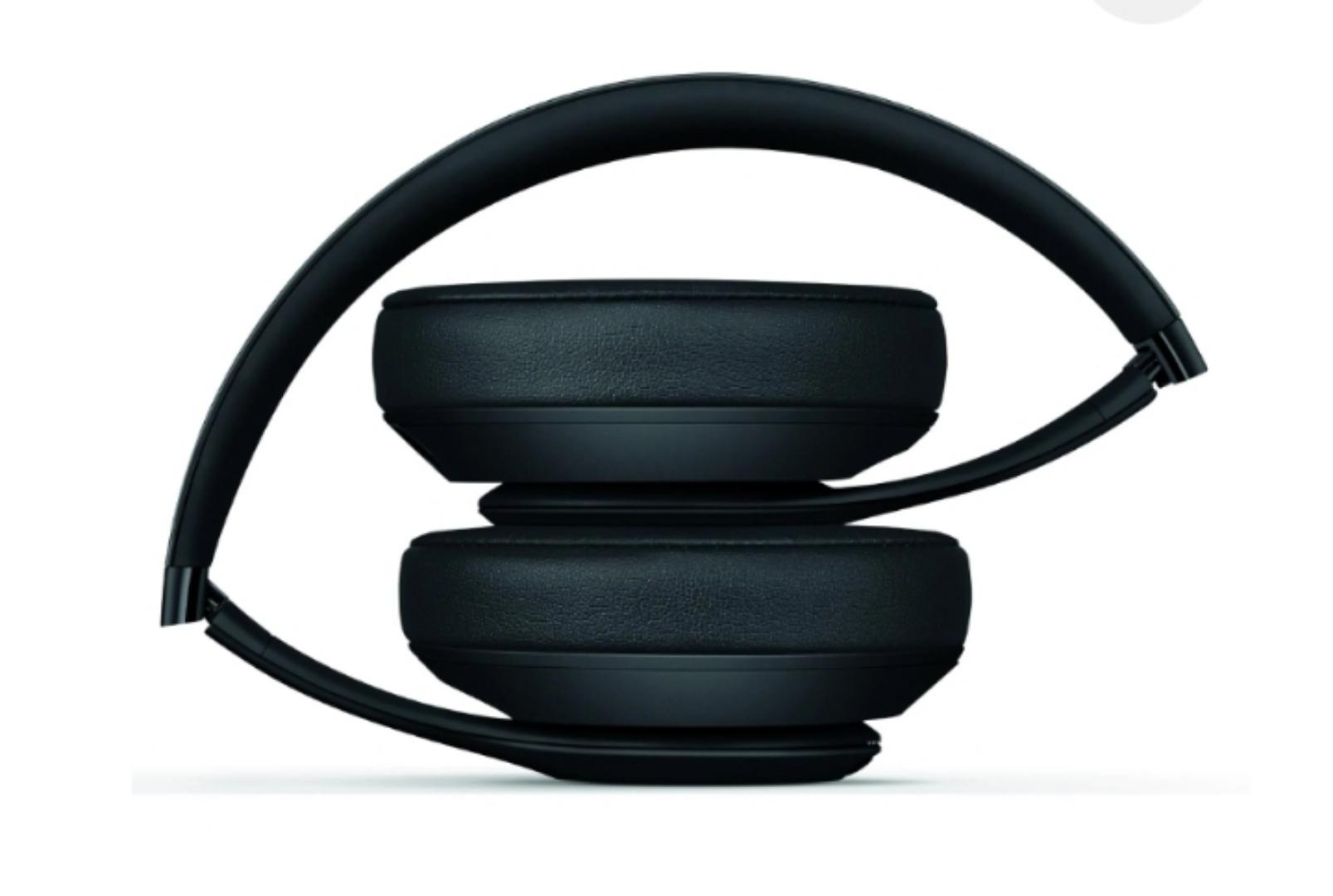 Beats Studio 3 Wireless Headphones-Noise Cancelling