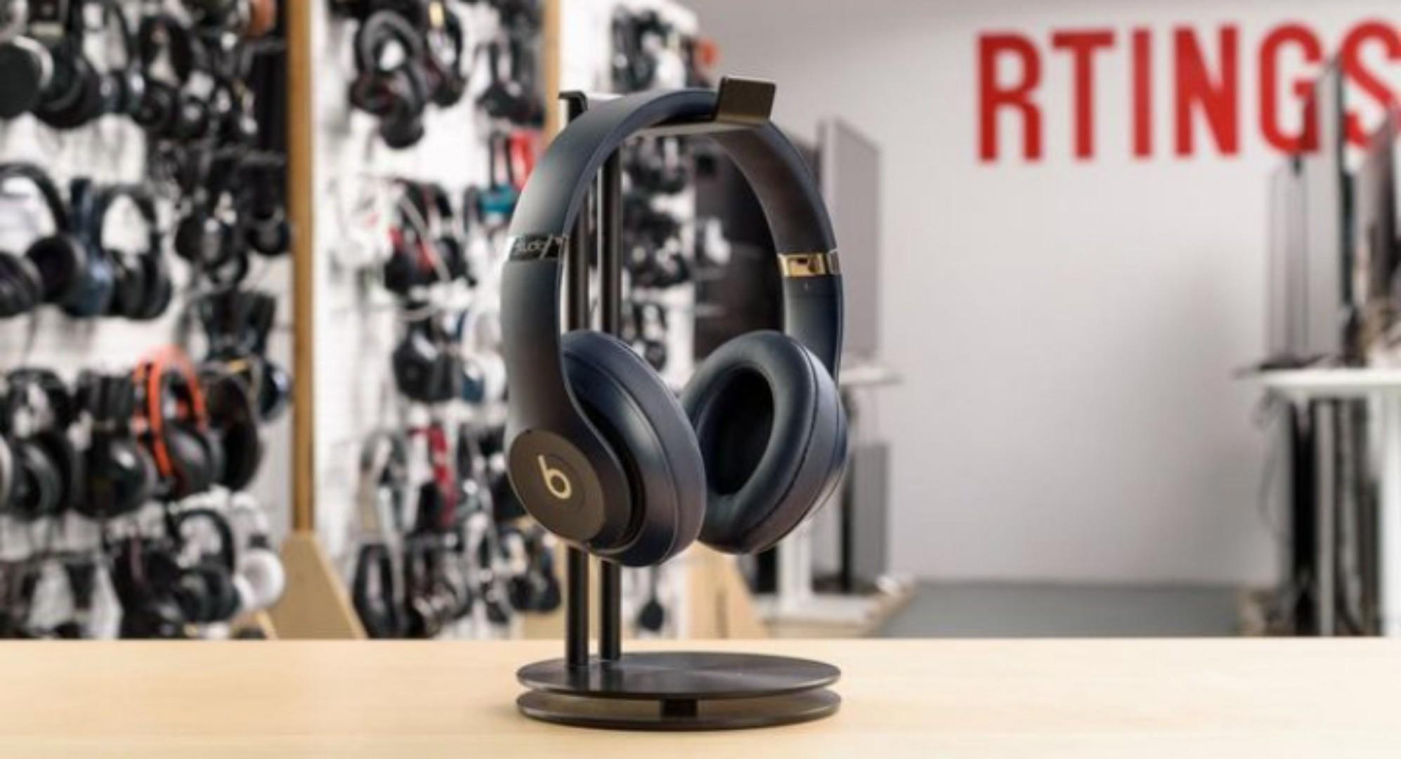 Beats Studio 3 Wireless Headphones-Noise Cancelling