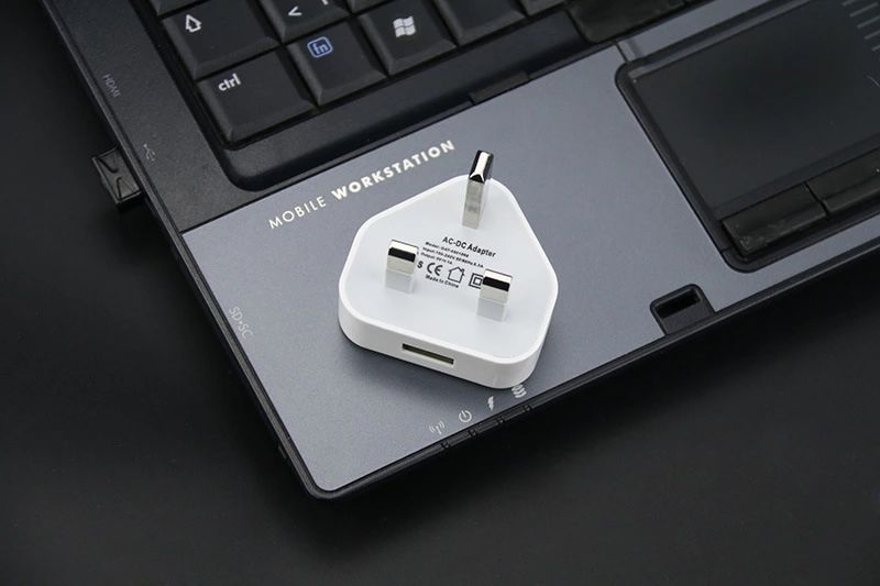 UK 3 Pin Plug USB Mains Charger Adapter, 1AMP 1000mAh Fast Speed Universal Travel USB Wall Charger For IPhone,iPad, IPod And Samsung Galaxy Tab, HTC, Tablet & USB Socket Devices White