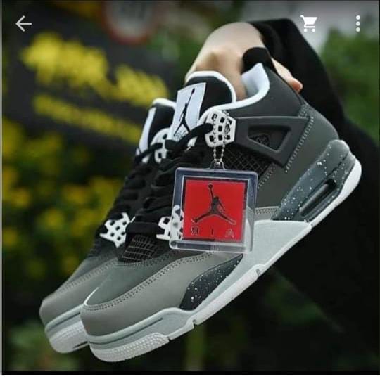 Authentic Air Jordan 4 Black Cat Sneakers Original & Best Quality Men's Shoes