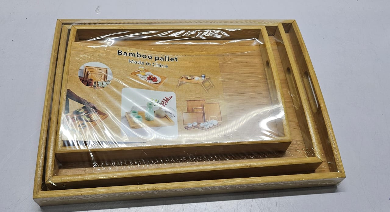 MULTIFUNCTIONAL BIG SIZED 3IN1 BAMBOO SERVING TRAYS PERFECT FOR SERVING FRUITS, BREAKFAST IN BED E COFFEE/DINNER/LUNCH/HOTEL THE TRAYS CAN ALSO BE USED FOR DECOR AND TOP ORGANIZER FOR STORAGE OF ACCES