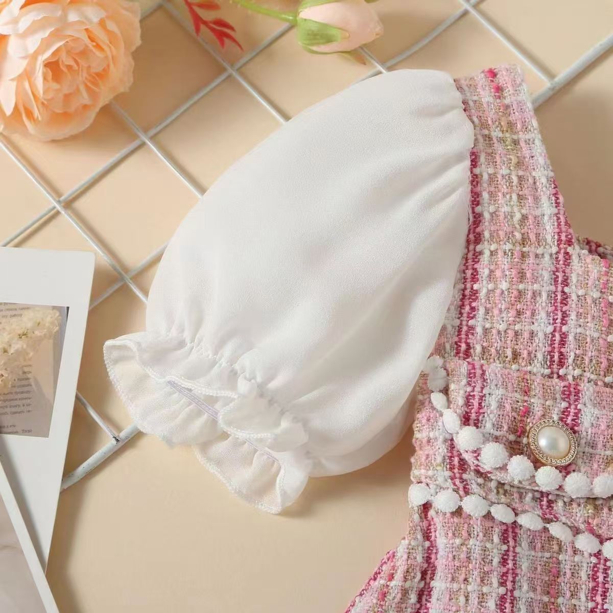 Girl's Dress White puffed sleeve splicing coarse check pearl wool dress small fragrant wind  style children