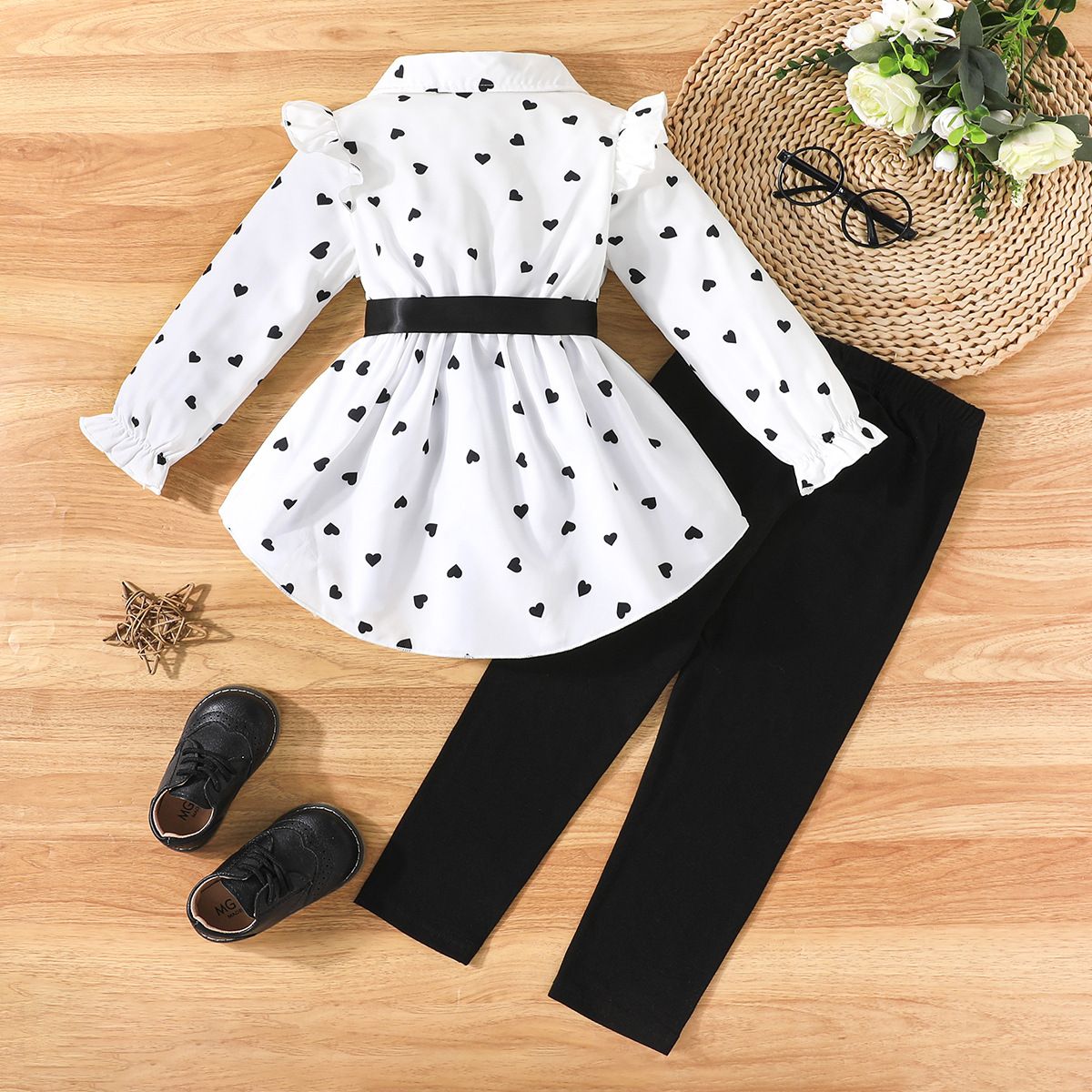 New girls' fashionable Girl Clothes Summer Suit Baby Sets Cute Cotton  Love pattern long sleeved shirt+pants Girl's clothing set