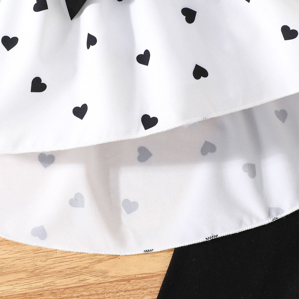 New girls' fashionable Girl Clothes Summer Suit Baby Sets Cute Cotton  Love pattern long sleeved shirt+pants Girl's clothing set